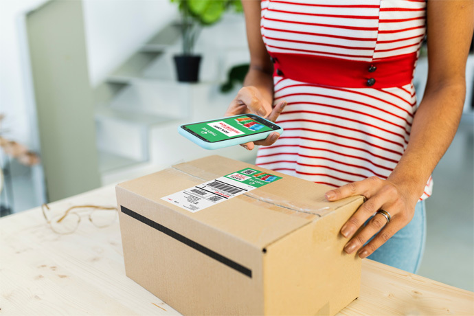 Label Boost Shipper shipping label with coupon scanning